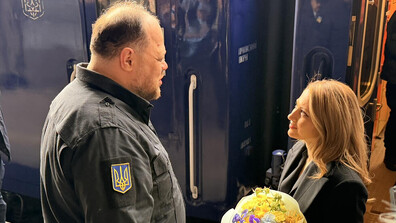 Рая Назарян на посещение в Киев