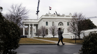 Американски съдия блокира строежа на бална зала в Белия дом