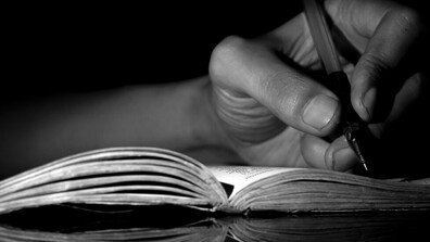 Иззеха над 60 000 евро и списъци с имена при акция в Плевенско