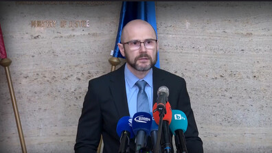 Андрей Янкулов предложи дисциплинарно производство срещу Емилия Русинова заради връзки с Петьо Еврото