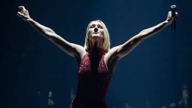 Селин Дион добави шест нови дати за концерти в Париж