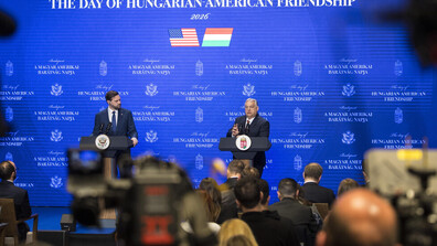 Вицепрезидентът на САЩ отиде на предизборен митинг в Унгария и агитира за Орбан