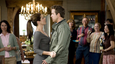 Сандра Бълок и Райън Рейнолдс сключват брак по неволя по NOVA