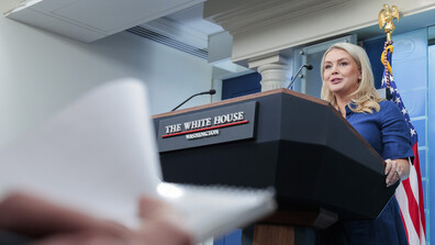 Белият дом твърди, че Тръмп може да обсъди оттеглянето от НАТО с ръководителя на Алианса