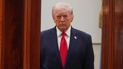 Тръмп: Военните, корабите и самолетите ни ще останат близо до Иран до окончателно споразумение