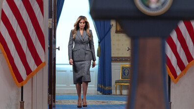 Мелания Тръмп отрече да е била свързана с Епстийн и да е знаела за престъпленията му