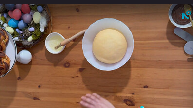 Тайните на козуначеното тесто: В кухнята на Гери Баева за Великден