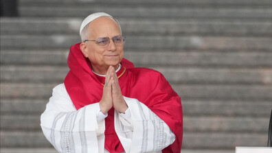 Папа Лъв XIV започна 10-дневно посещение в Африка