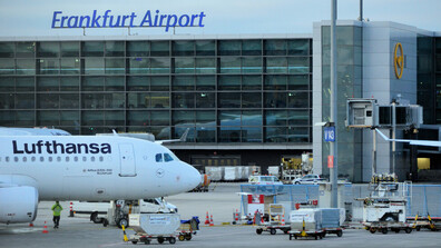 Стотици полети в Германия са отменени