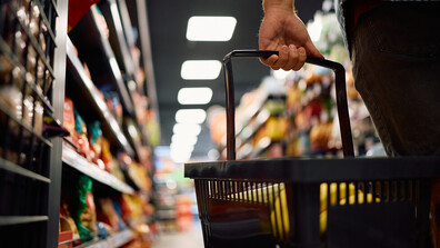 Малката потребителска кошница е поскъпнала с 2% за месец