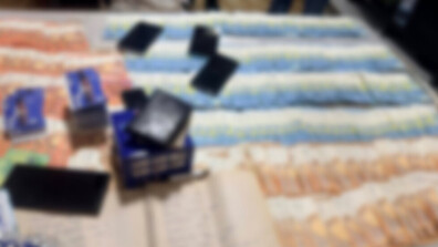 Задържаха двама общински съветници от Септември за купуване на гласове