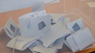 Над 429 хил. души гласуват във Варненско