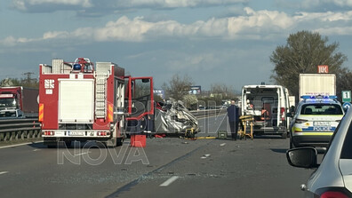 Тежка катастрофа на „Тракия” (СНИМКИ)