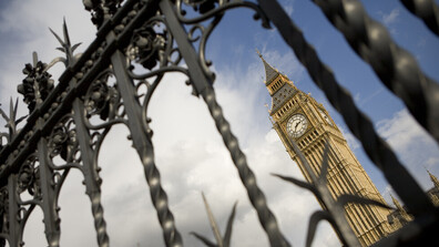 По-малко секции, повече желаещи: Как гласуваха българите на Острова