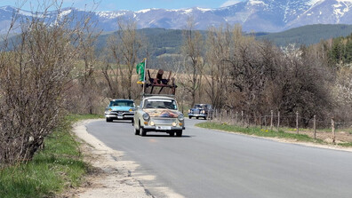 Първи ретро автопоход между Копривщица и Панагюрище