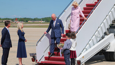 Крал Чарлз III и съпругата му Камила пристигнаха на държавна визита в САЩ