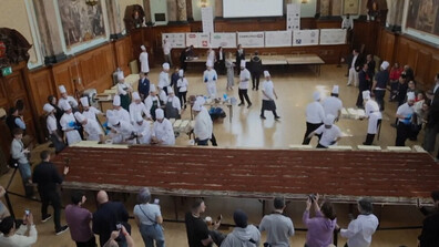 Над 400 метра сладък рекорд: Тирамису от Лондон влезе в „Гинес“