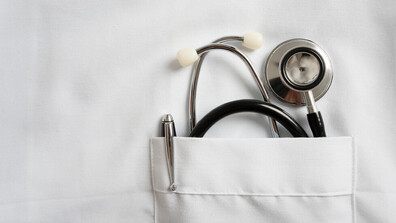 Д-р Даниел Кипров: Обидно е младите лекари да получават минимална работна заплата