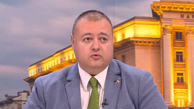 Свилен Трифонов, ДБ: Промените в правилника за работа на Народното събрание са „скандални”