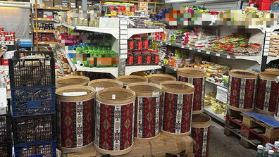 Без документи и с неправилно етикетиране: Спряха от продажба над 1800 кг храни в София (СНИМКИ)