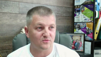 „Искаме ученици, а не ангели”: Деца и учители скърбят за убитите на пътя край Мездра момче и момиче