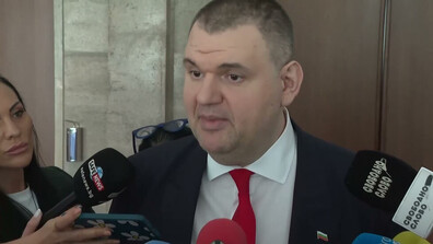 Пеевски: Демерджиев незаконно е разследвал личния ми живот. Полетите са платени от мен и семейството ми
