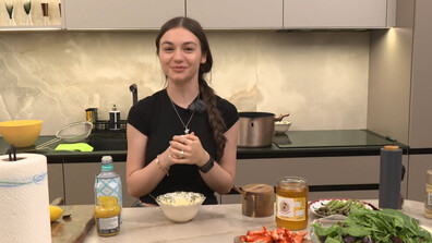 Кулинарни Gen Z изненади от Крисия в „Черешката на тортата“