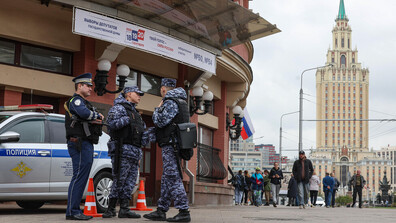 Русия обяви, че е засякла стотици украински дронове, изстреляни към Москва на първия ден от парламентарните избори