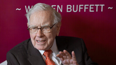 Уорън Бъфет се оттегля като председател на „Бъркшър Хатауей”