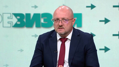 България трябва да запази интеграцията си в Европа, да говори със САЩ и да намали рисковете заради Русия, смята Косьо Стойчев