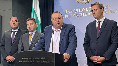 ДПС сезира прокуратурата за договорите за мантинели и съветник на премиера