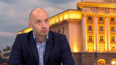 Балотаж между Йотова и Гюров е най-вероятната прогноза, смята Димитър Ганев
