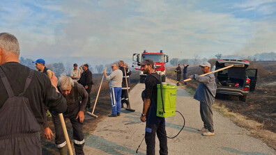 Пожар гори в крайграничната община Болярово