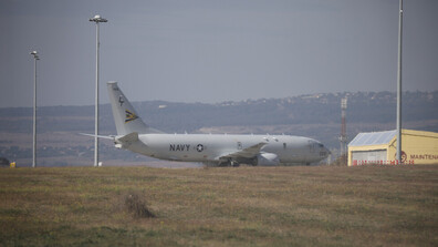 Какво може да прави военният самолет Boeing P-8A Poseidon