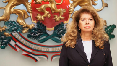 Илияна Йотова е сезирала прокуратурата и е изпратила цялата преписка по помилването на Огнян Атанасов