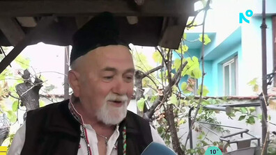 Защо колоритният за Враца дядо Скръц днес черпи хората с моркови