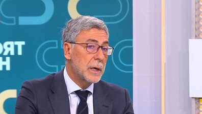 Проф. Даниел Вълчев: Ако Йотова стане президент, Радев ще има известни проблеми