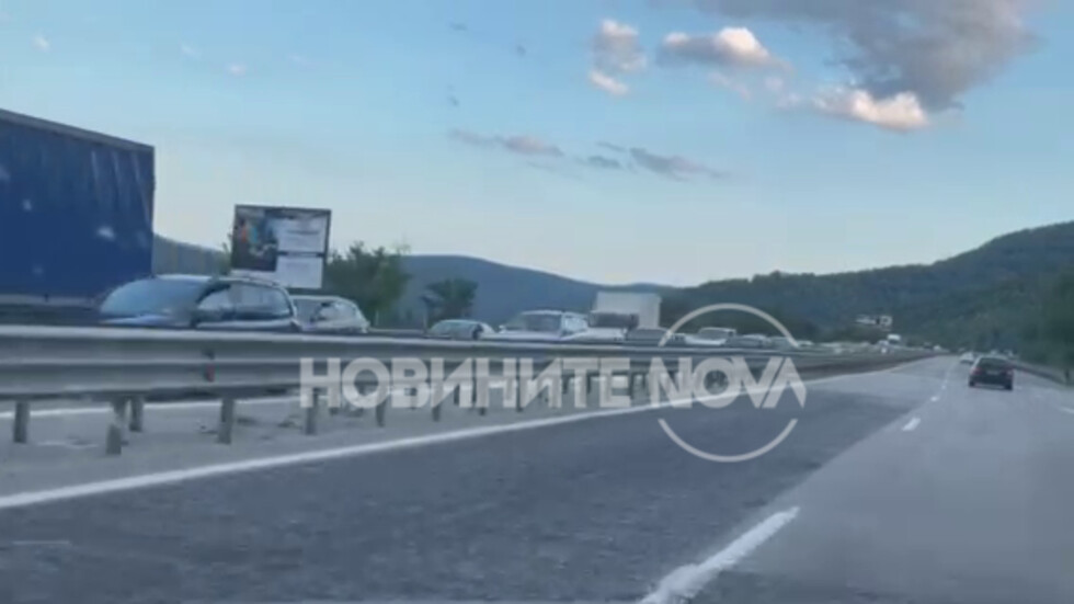 Big traffic jam on Hemus (VIDEO) – Society – Bulgaria – NOVA News