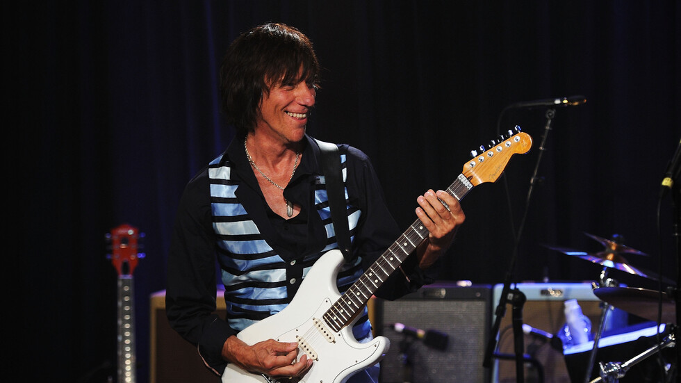 Legendary rock guitarist Jeff Beck has died – Society – The World – NOVA News