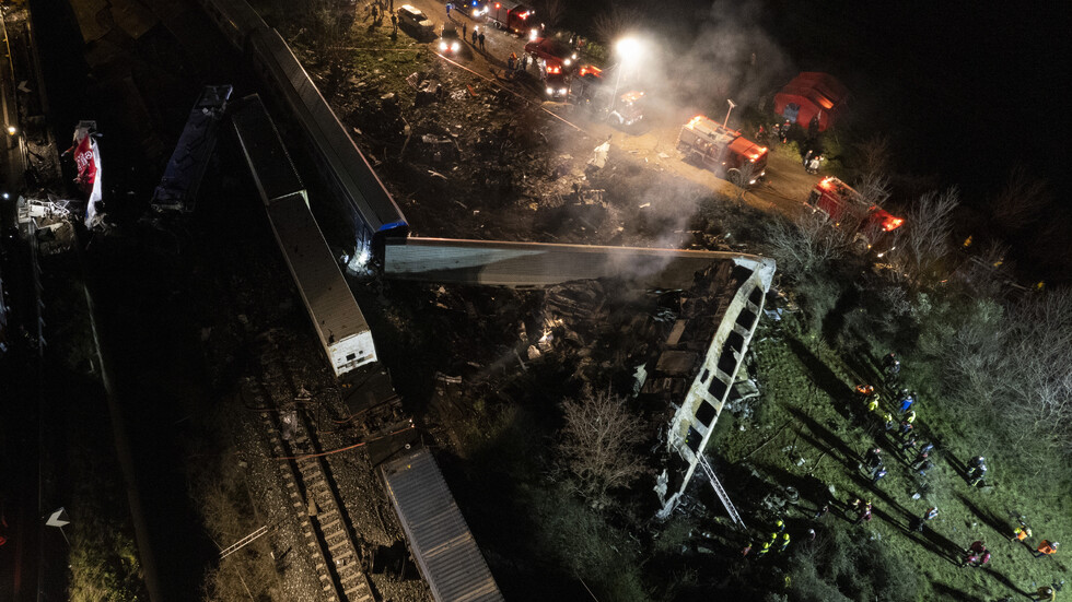 Δεκάδες θύματα και τραυματίες σε δυστύχημα μεταξύ δύο τρένων στην Ελλάδα (ΒΙΝΤΕΟ+ΦΩΤΟΓΡΑΦΙΕΣ) – Επεισόδια – Le Monde – Ειδήσεις NOVA