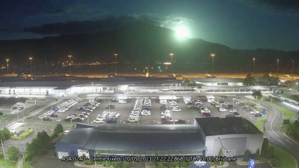 Видео: Cairns Airport/Ройтерс