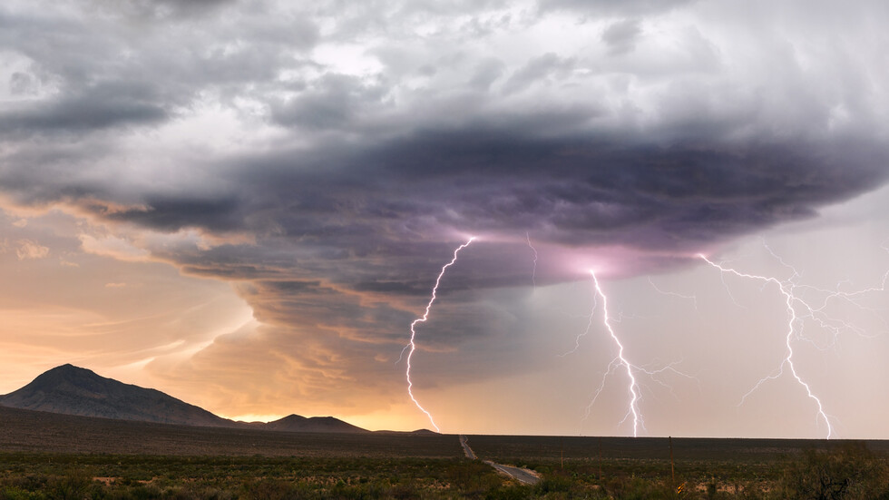 Powerful Thunderstorms and Hail Strike Northeastern Bulgaria