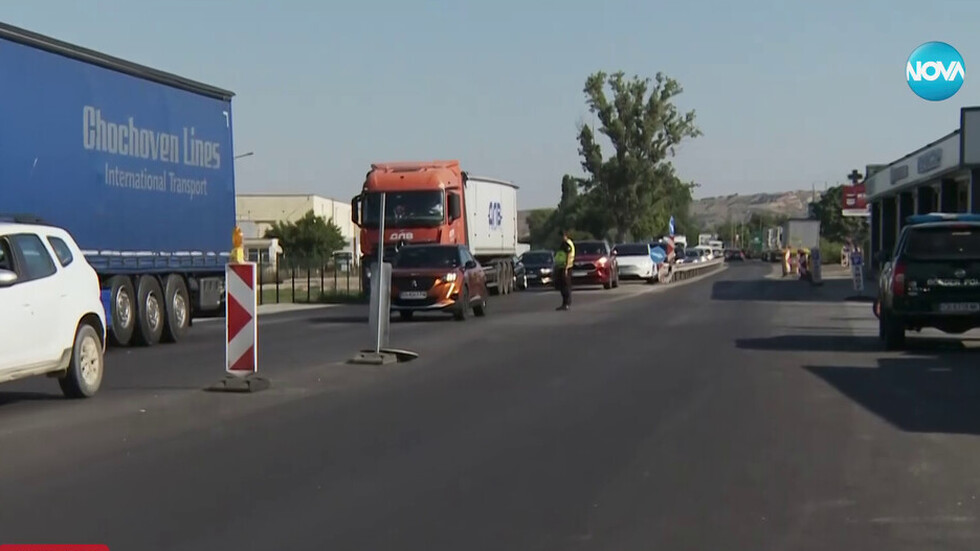 Long Queues and Traffic Jams at Bulgarian Border Crossings