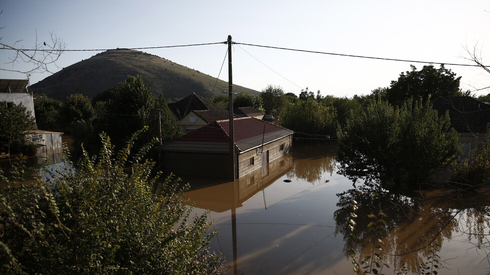 Προειδοποιήσεις για επικίνδυνες καταιγίδες σε περιοχές που επλήγησαν από πλημμύρες στην Ελλάδα
