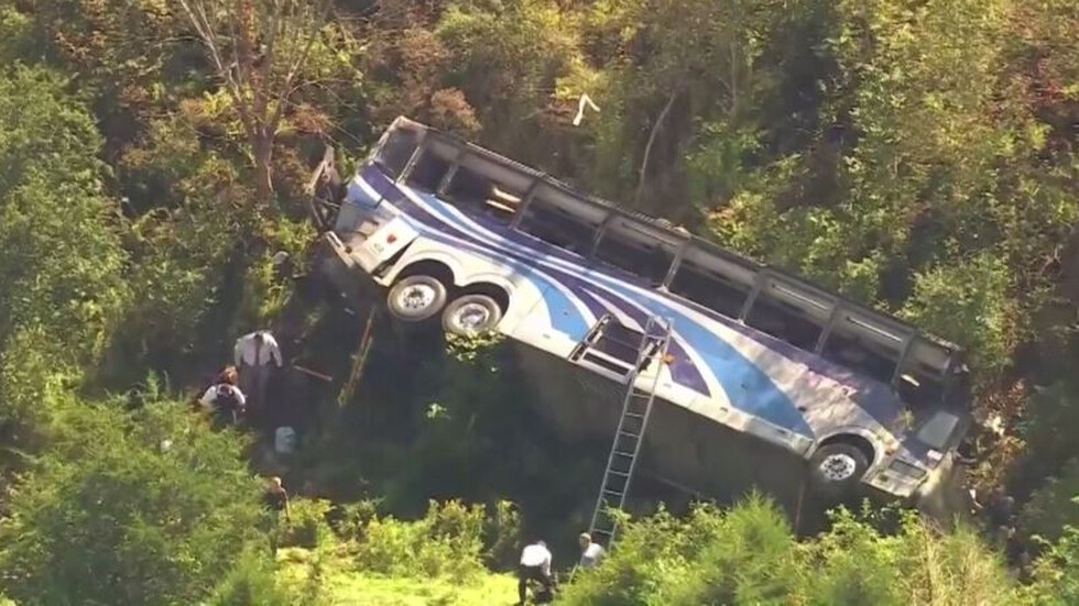 Bus Carrying Children Overturned in New York Highway Accident: Multiple Casualties Reported