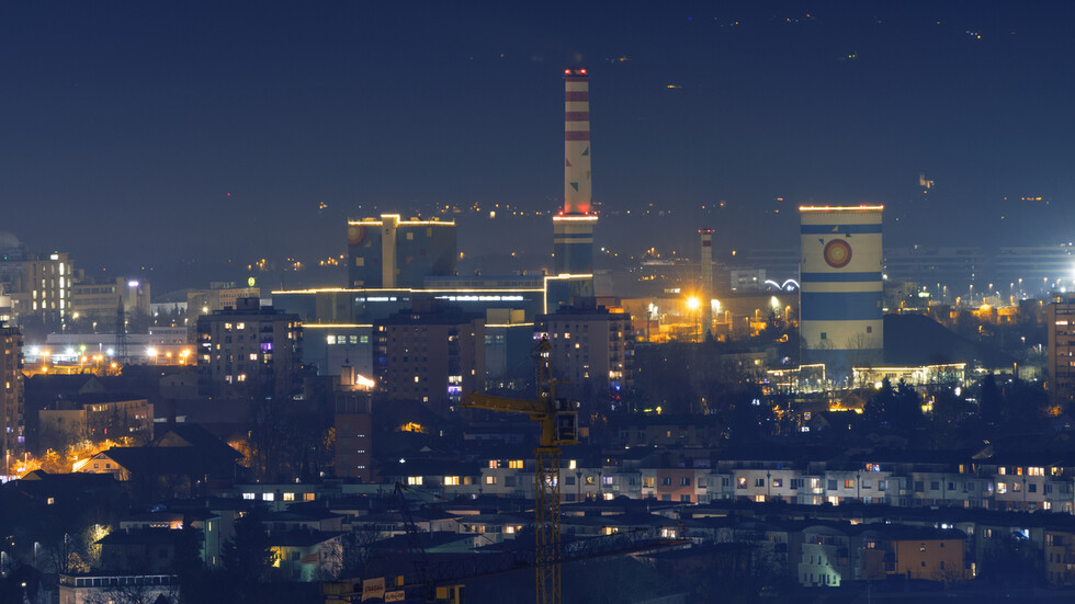 Словенската атомна електроцентрала спря работа заради теч | NOVA