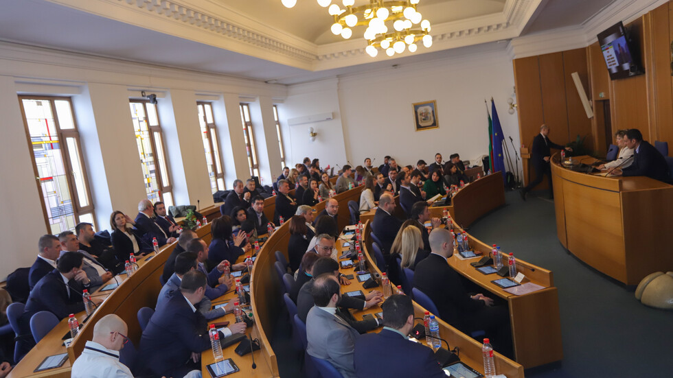 Photo of Première sur NOVA : Le Gouverneur régional de Sofia réitère la décision de répartir les commissions en SOS (document)