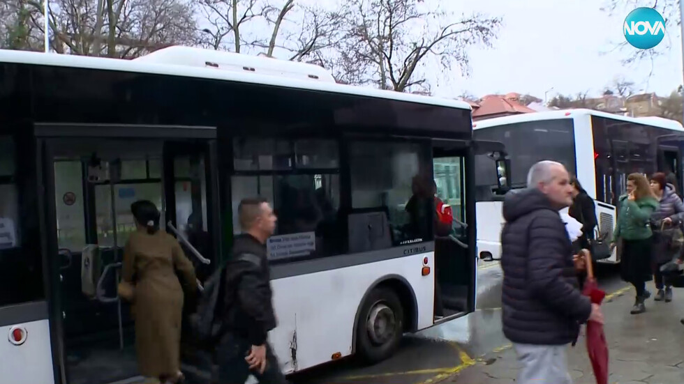 Photo of En raison d'une fraude aux billets : la police pénètre dans les bus des transports publics à Plovdiv – Communauté – Bulgarie – Hello Bulgarie