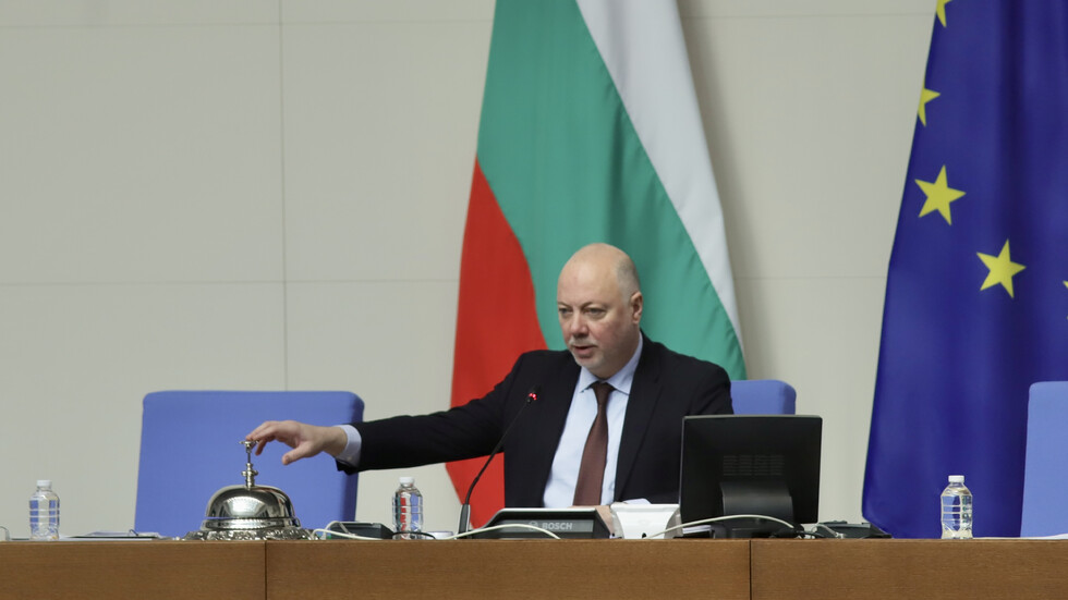 Реакциите на политиците след отстраняването на Желязков