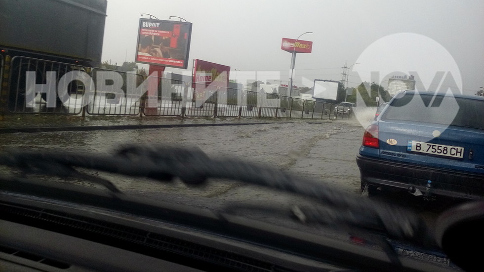 Проливен дъжд Варна